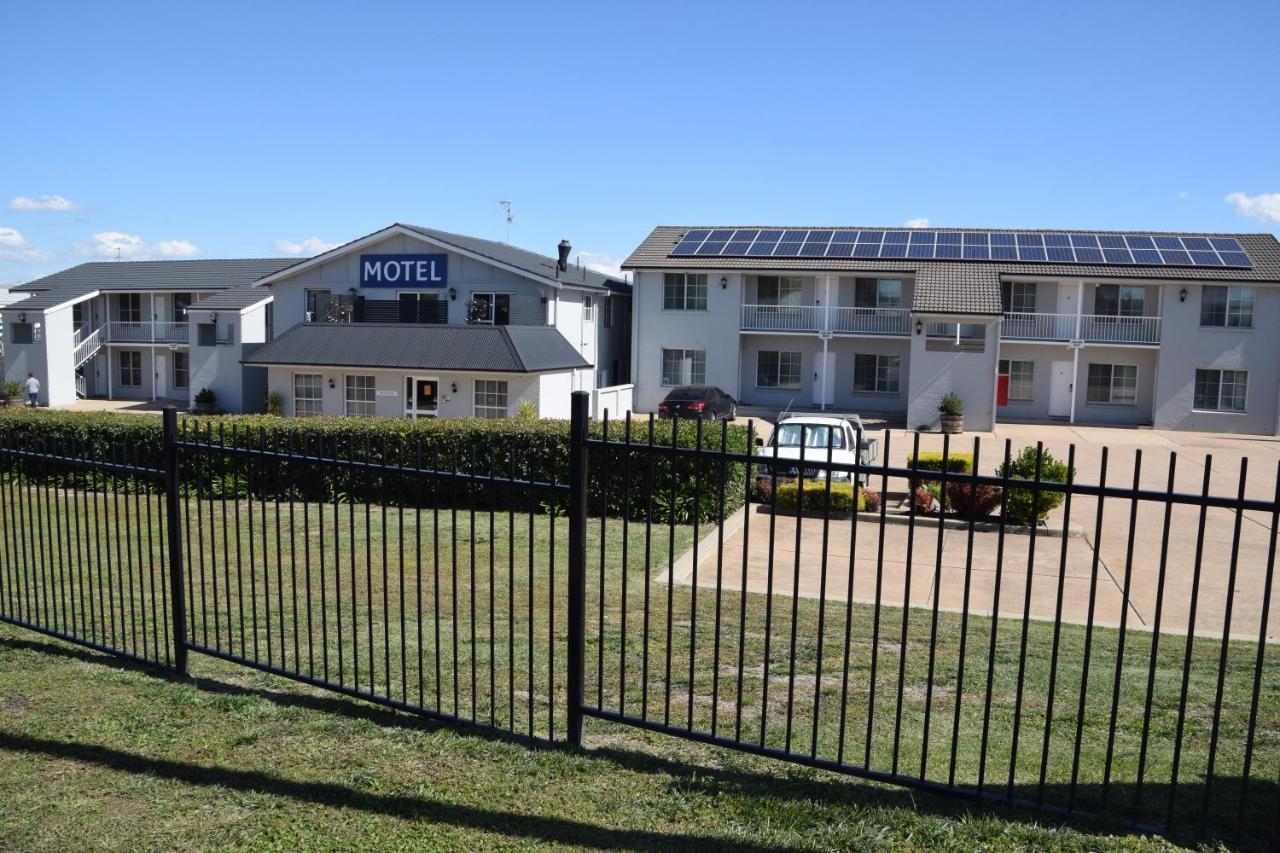 Best Western Coachman'S Inn Motel Bathurst Exterior photo